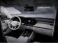 Arctic Royale cockpit in light grey leather